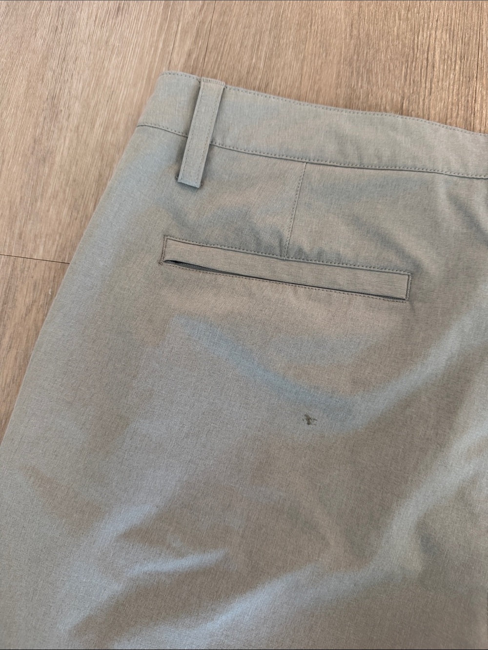 Tori Richard Surf N Turf Performance Shorts Grey ‘34 - Picture 4 of 4